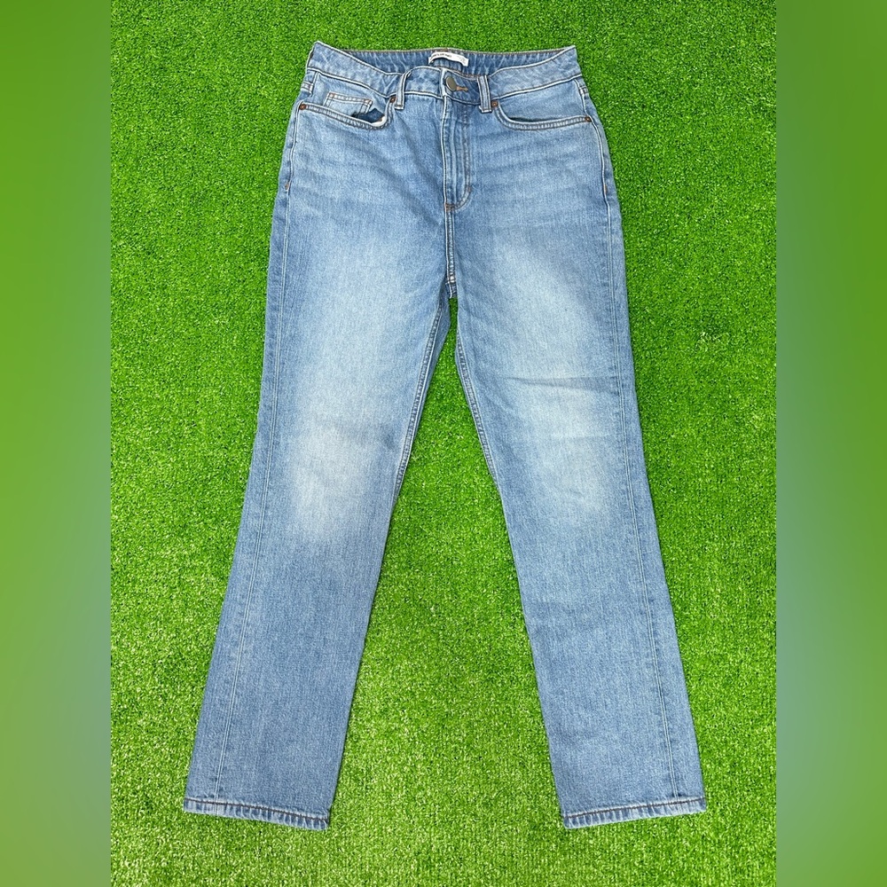 Elizabeth and James The Vintage Straight Leg Light Women’s 90s Mom Jeans 8 29